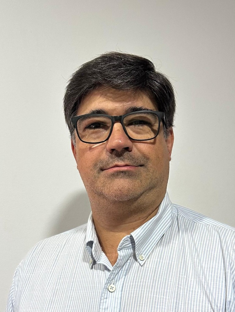 Dr. Javier Jacué Delgado